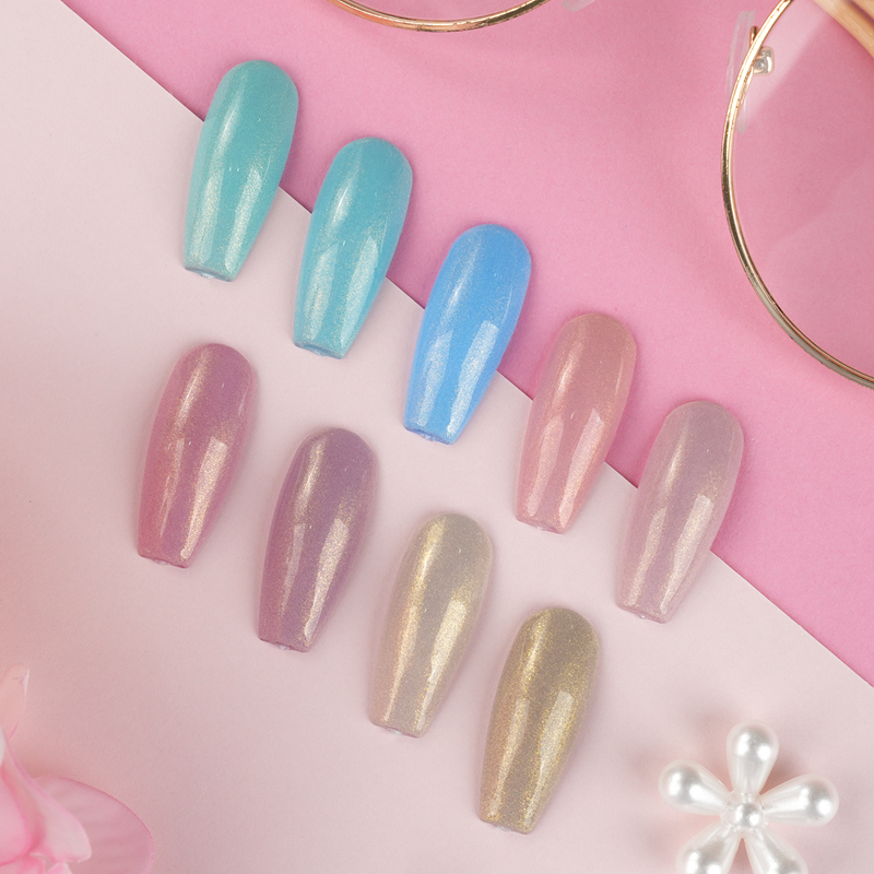 Luminous Pearlescent Dip Powder – Your Timeless Pearl Manicure Secret